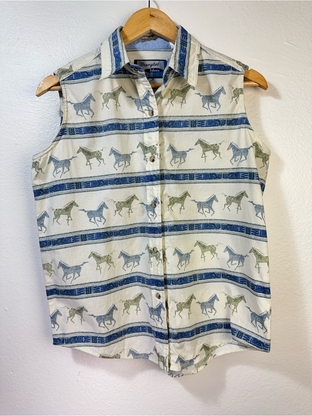 Wrangler Blues Horse Print Sleeveless Western Shirt M